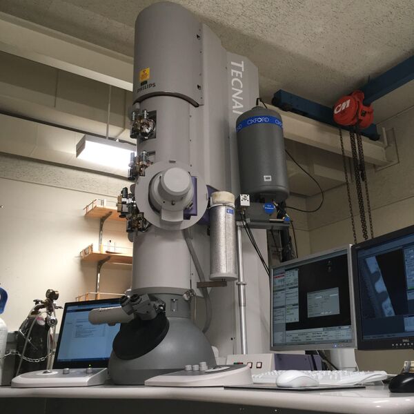 File:Tecnai-TF30.jpg