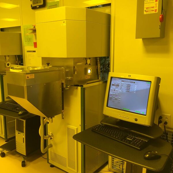 File:DRIE Bosch-and-Cryo ICP–RIE .jpg